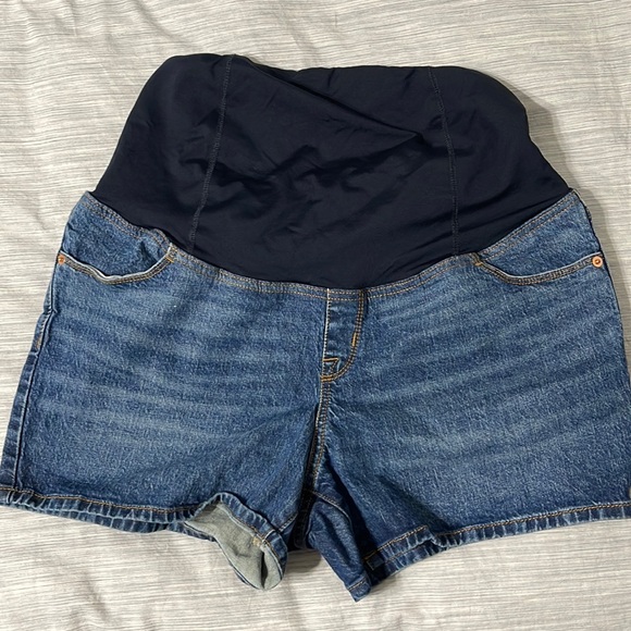 Isabel Maternity by Ingrid & Isabel Pants - Isabel Maternity Midi Shorts